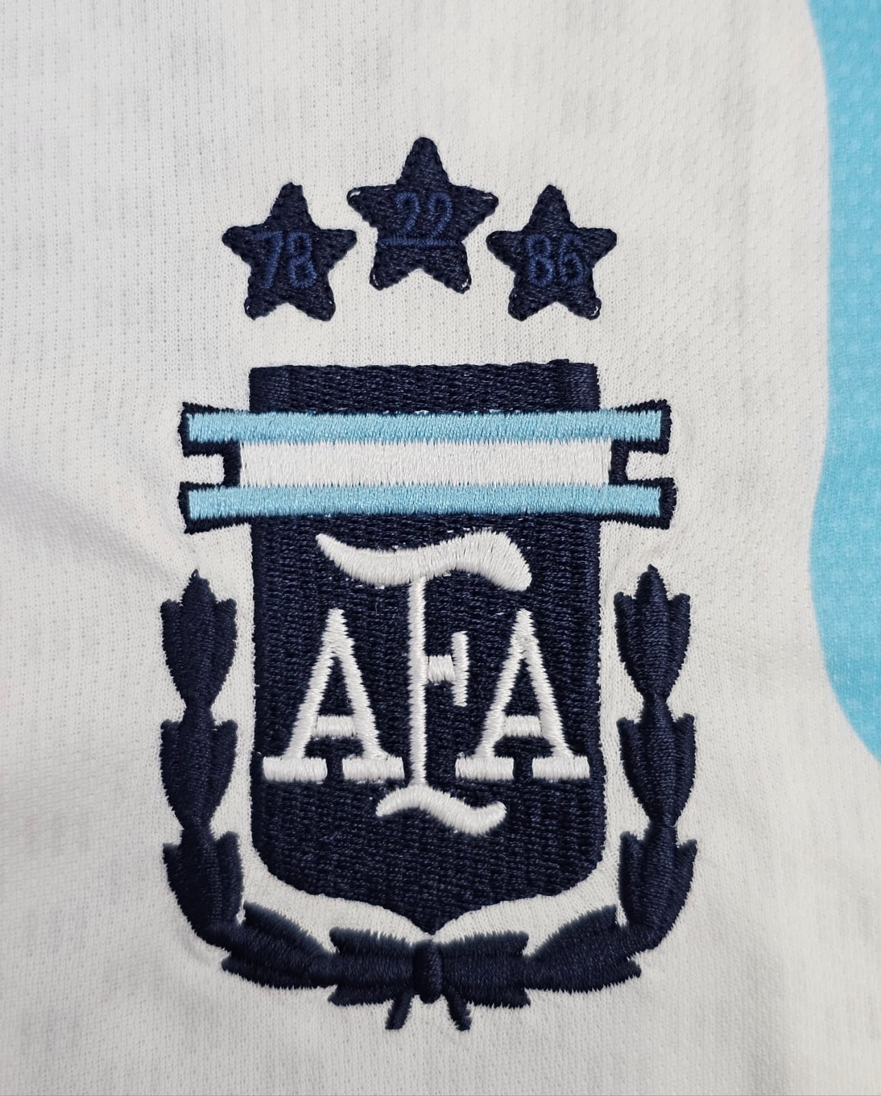 Half sleeve embroidery logo