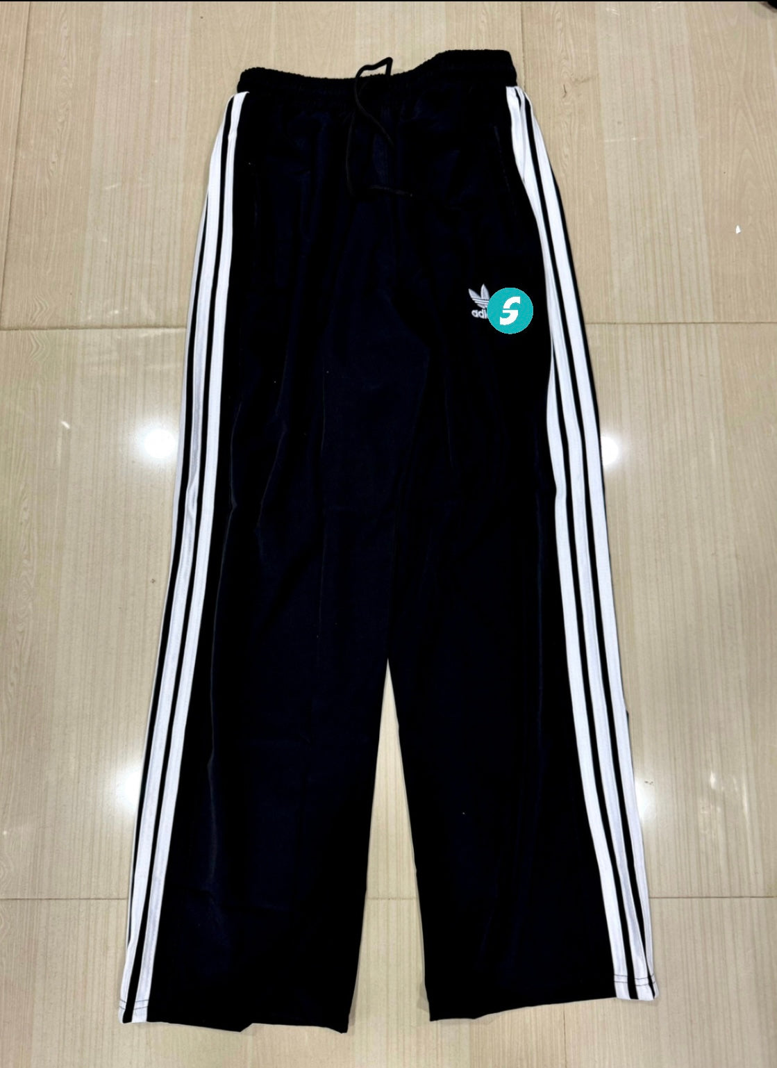 3 Line Semi Baggy TrackSuit