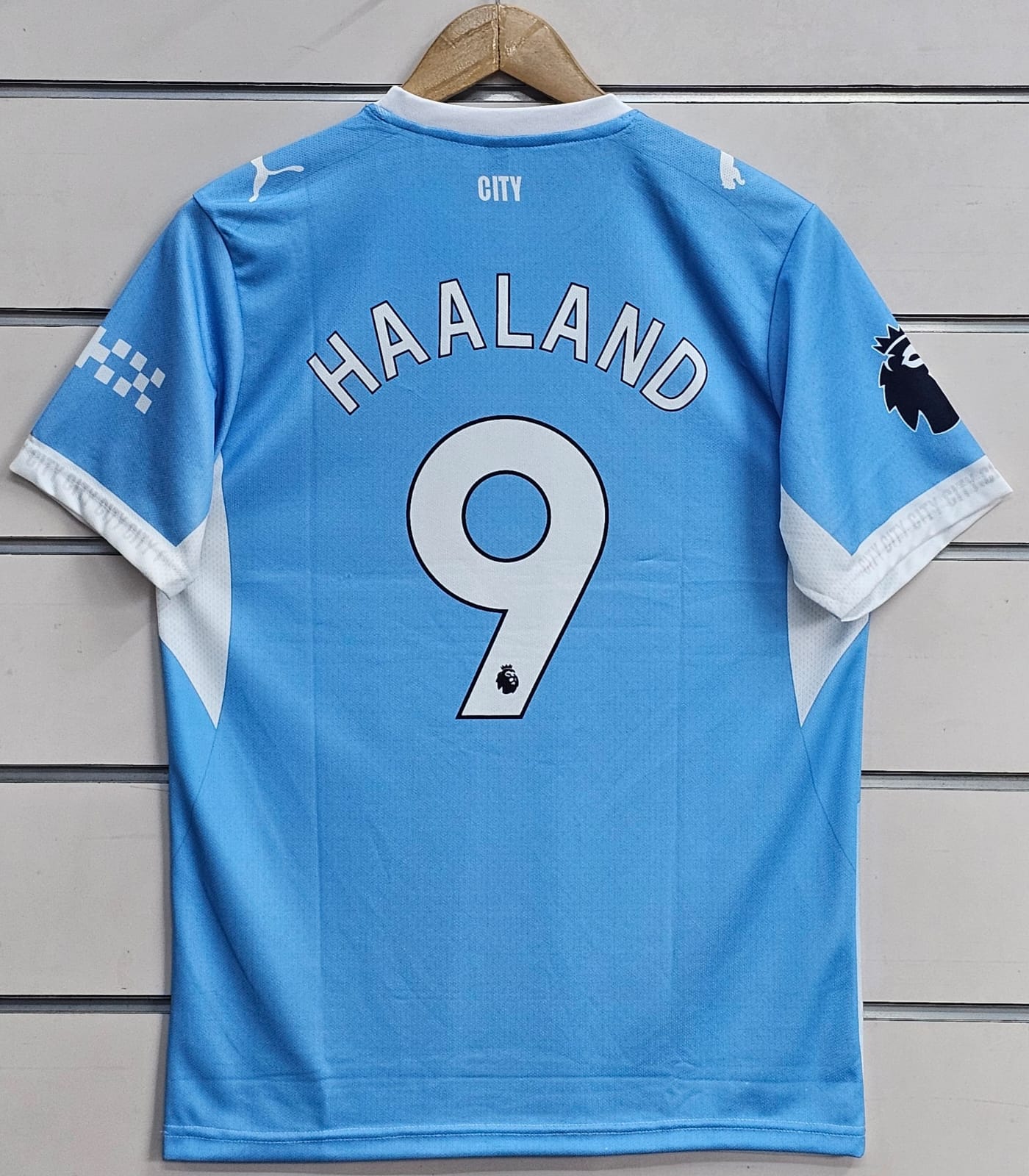 Half sleeve embroidery logo